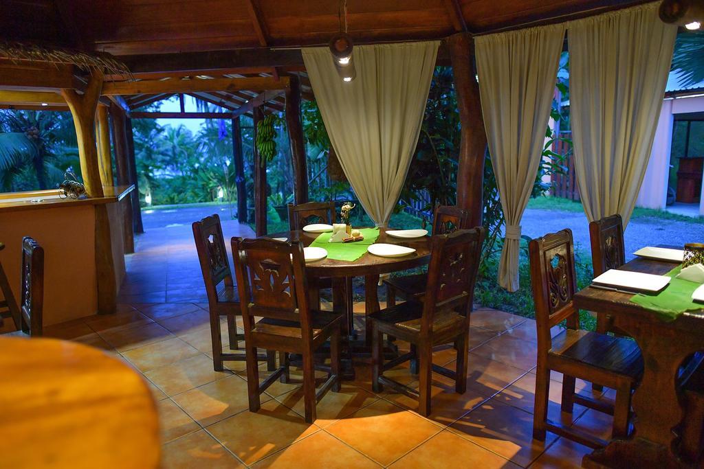 Hotel Caribbean Coconut Кауита Экстерьер фото